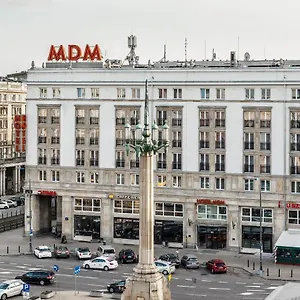 Mdm Centre 3* Varsó