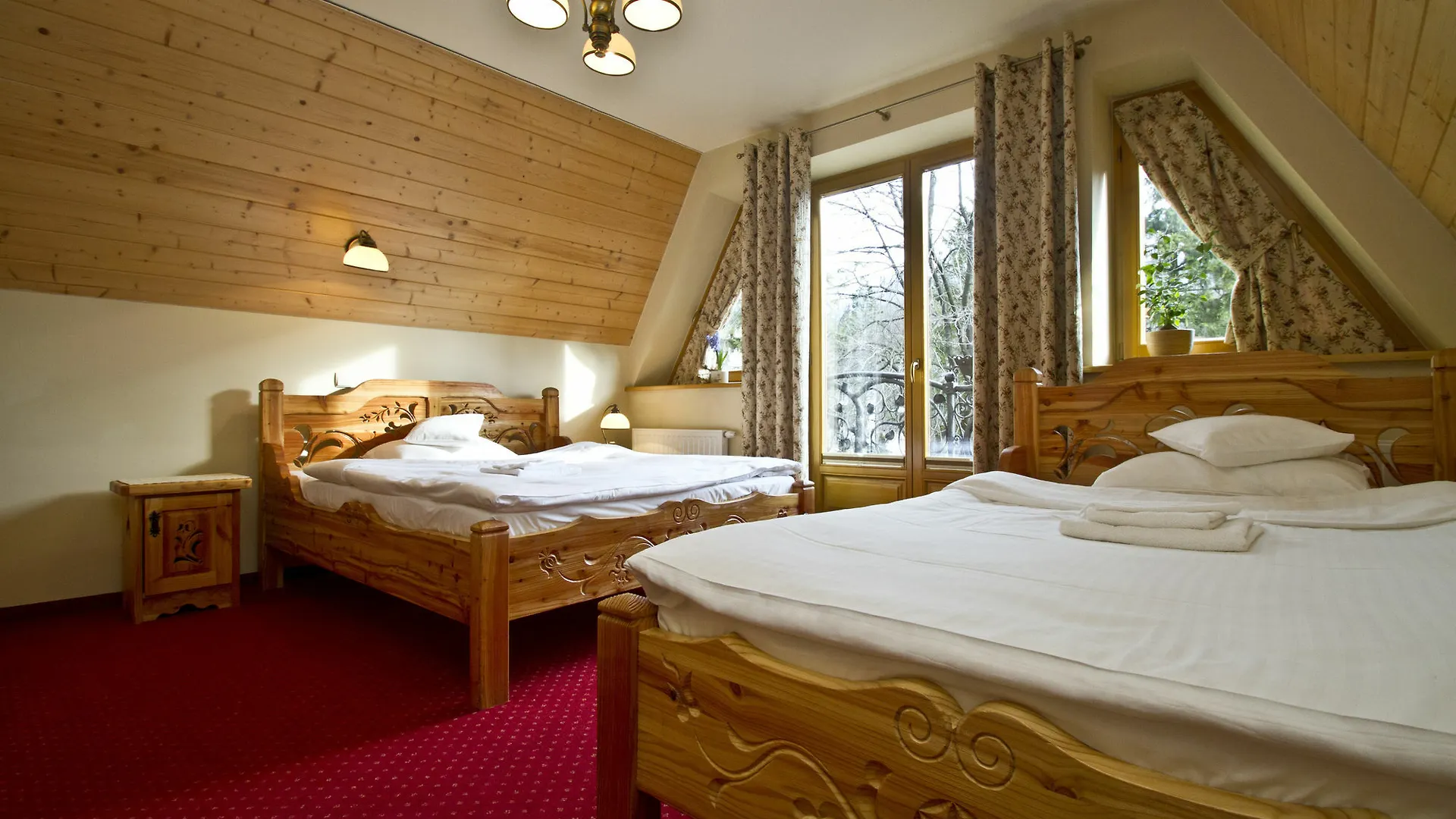 Zakopianski Dwor Zakopane Guest house