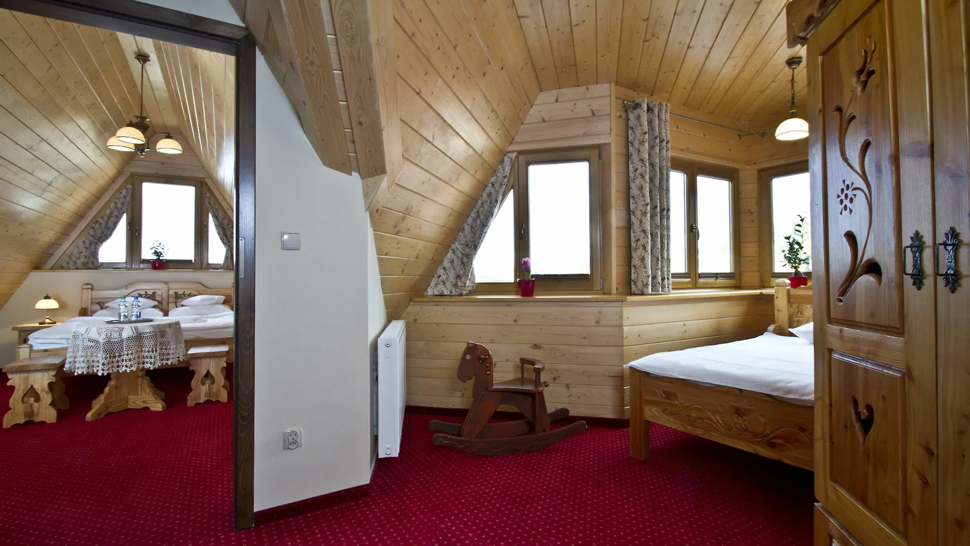 Zakopianski Dwor Zakopane Guest house